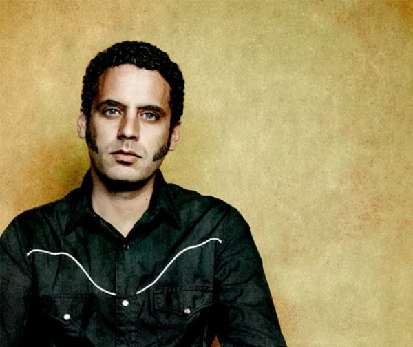 Depedro presenta La increíble historia de un hombre bueno